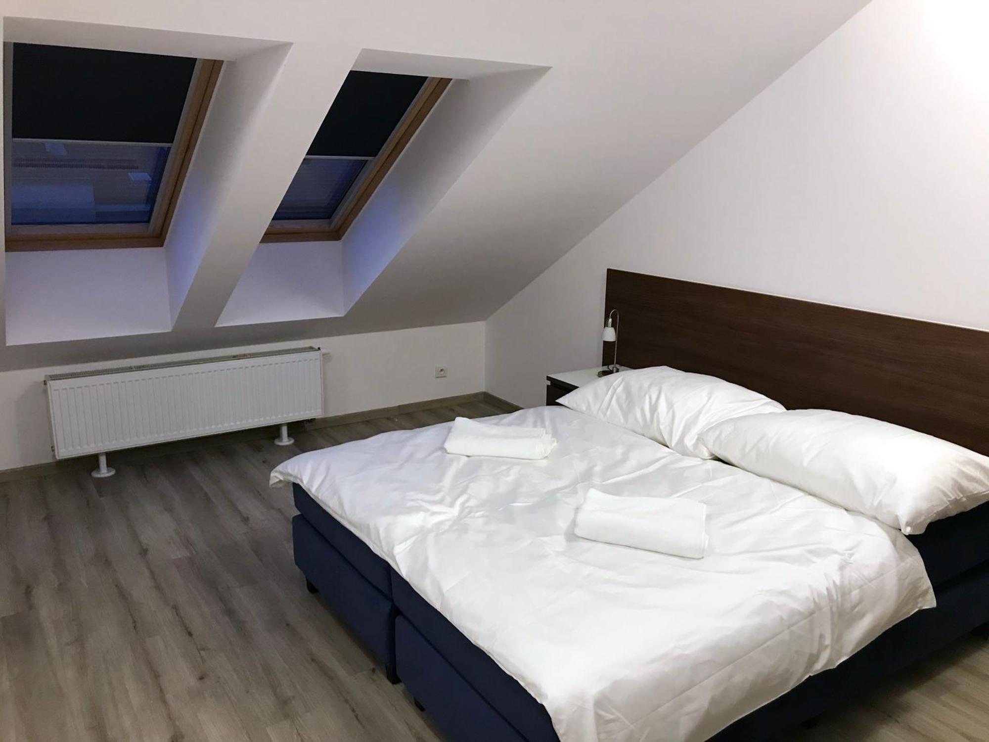 Valentine'S National Museum Apartments Praag Kamer foto