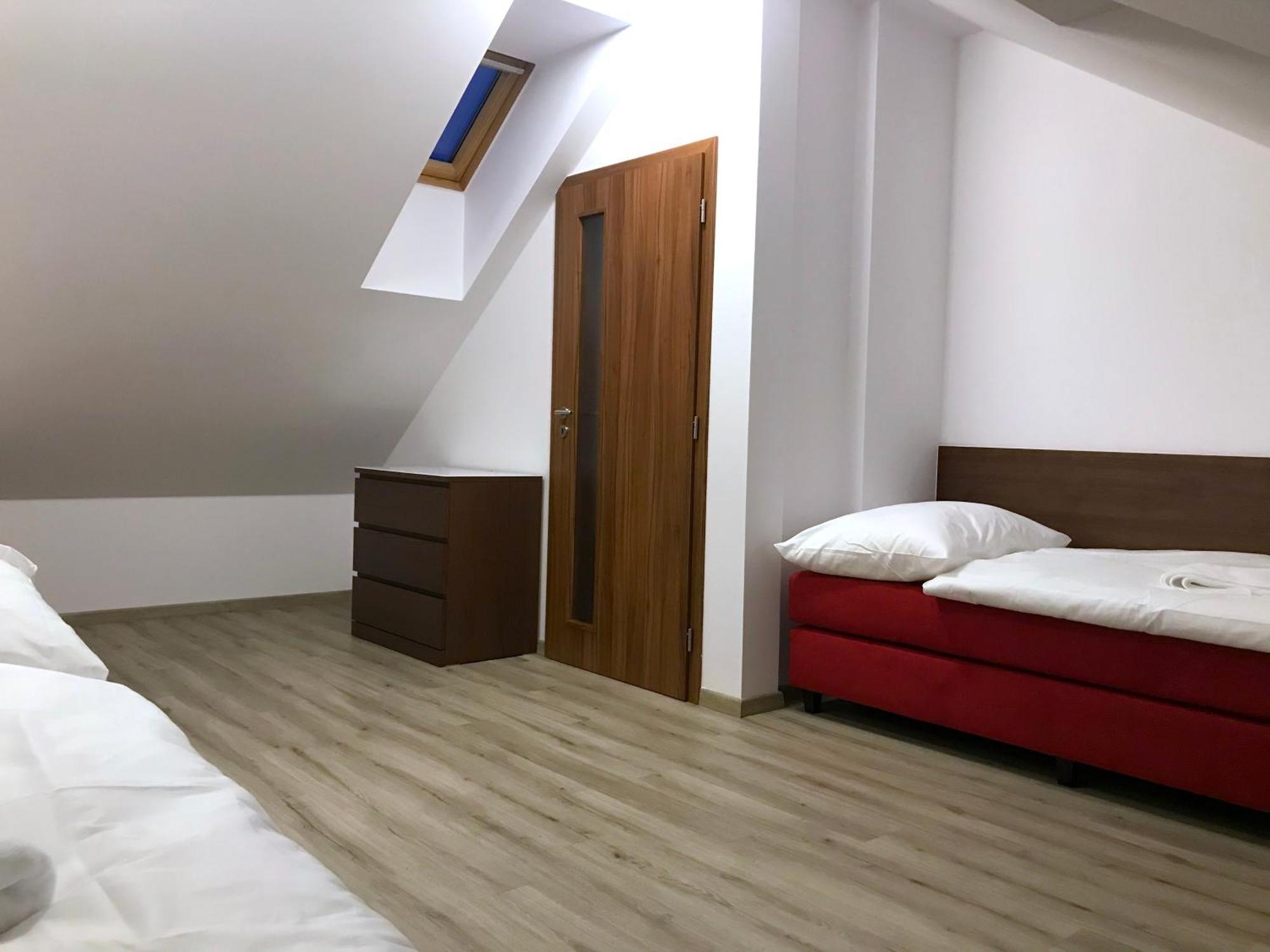 Valentine'S National Museum Apartments Praag Kamer foto